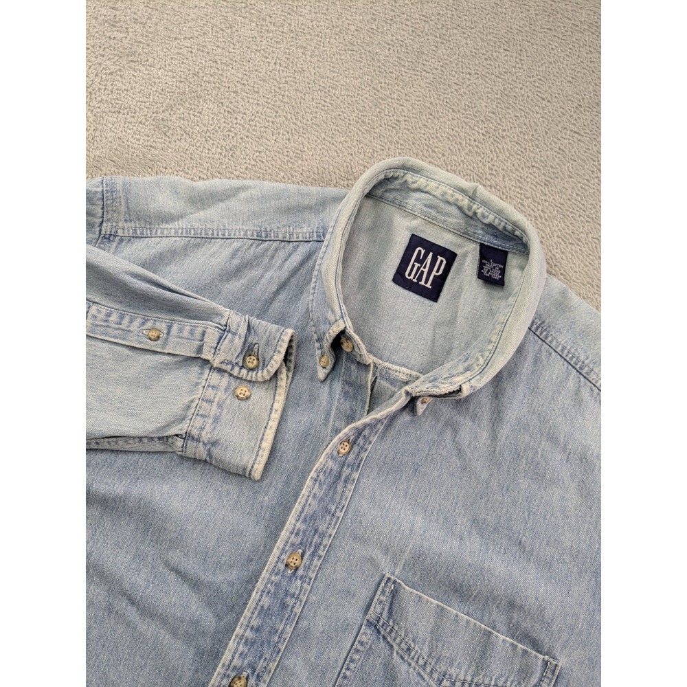 Vintage GAP Denim Button Down Shirt Light Wash Blue Cotton Mens Large RN 54023